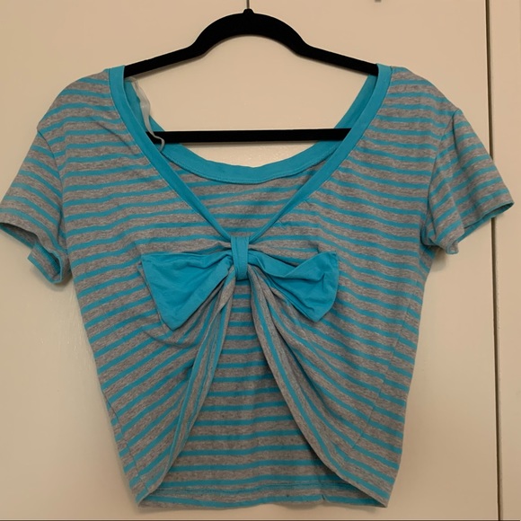 Crop Top with Bow in Back - Picture 1 of 3